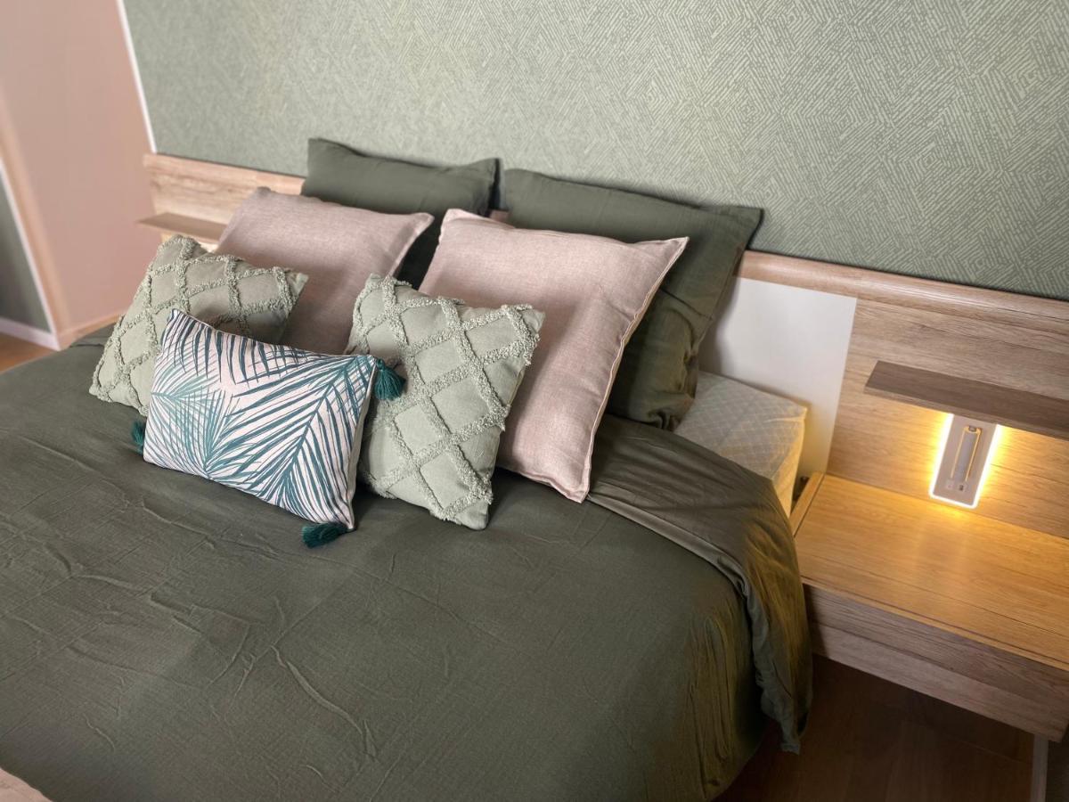 Le Gonzague, Appartement Hyper-Centre Tout Confort. ชาร์เลอวิลล์-เมซิแยร์ ภายนอก รูปภาพ